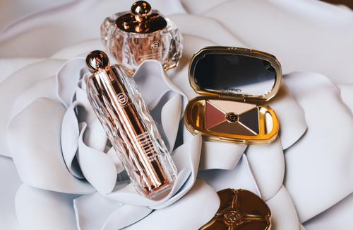 {線上賭場}(奢侈化妆品排行榜前十名有哪些)