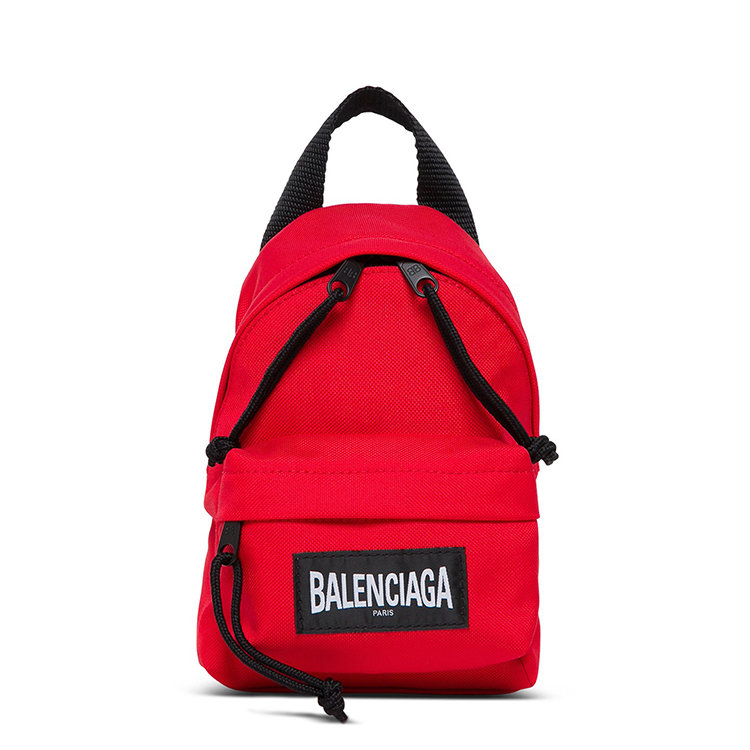 {六合彩}(巴黎世家属于什么档次的品牌)