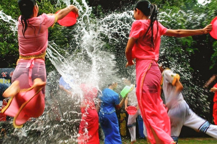 {Online Casino}(泼水节的寓意) {Online Casino}(泼水节的寓意)